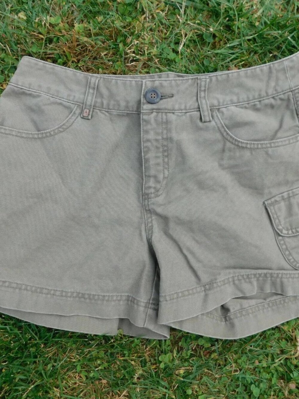 EMS EASTERN MOUNTAIN SPORTS Womens Shorts Size 6 ARMY GREEN